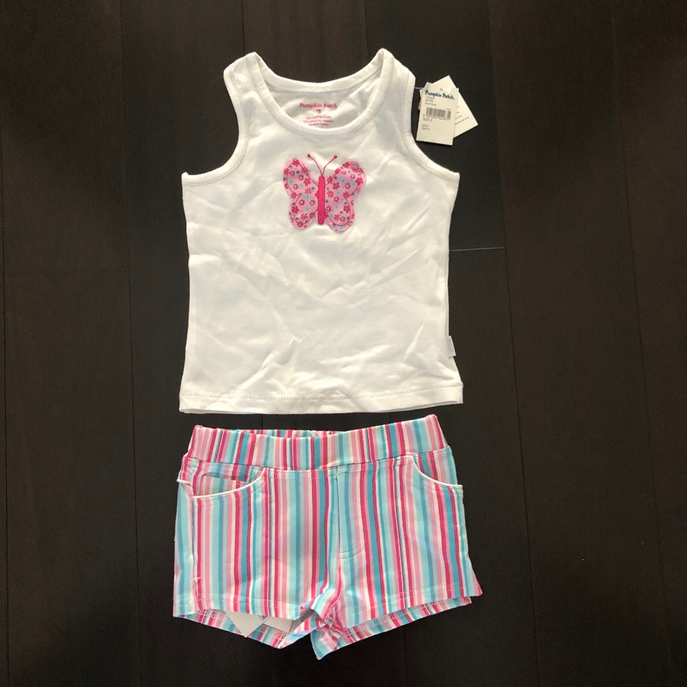 NWT Pumpkin Patch girls summer outfit. Shorts and matching top. size 3.